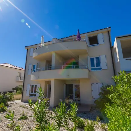 Appartement Dakovic Deni Šilo