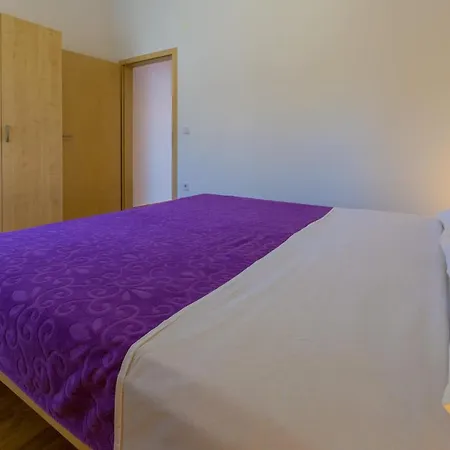 Dakovic Deni Silo (Krk)