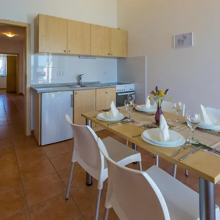 Dakovic Deni Appartement *