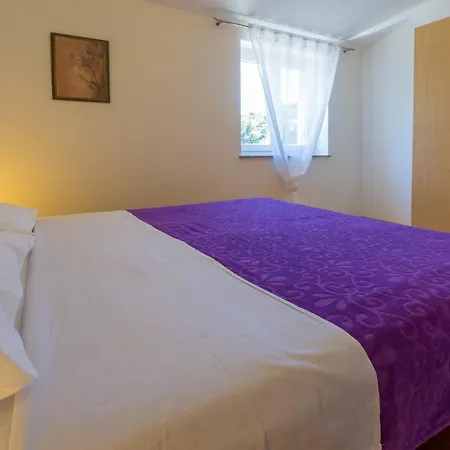 Apartmán Dakovic Deni
