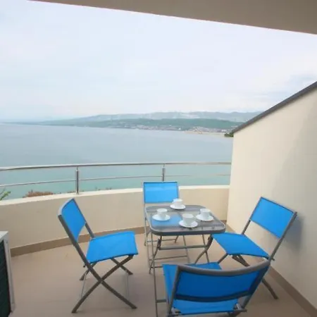Dakovic Deni Apartmán *