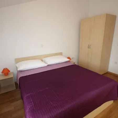 Apartmán Dakovic Deni Šilo